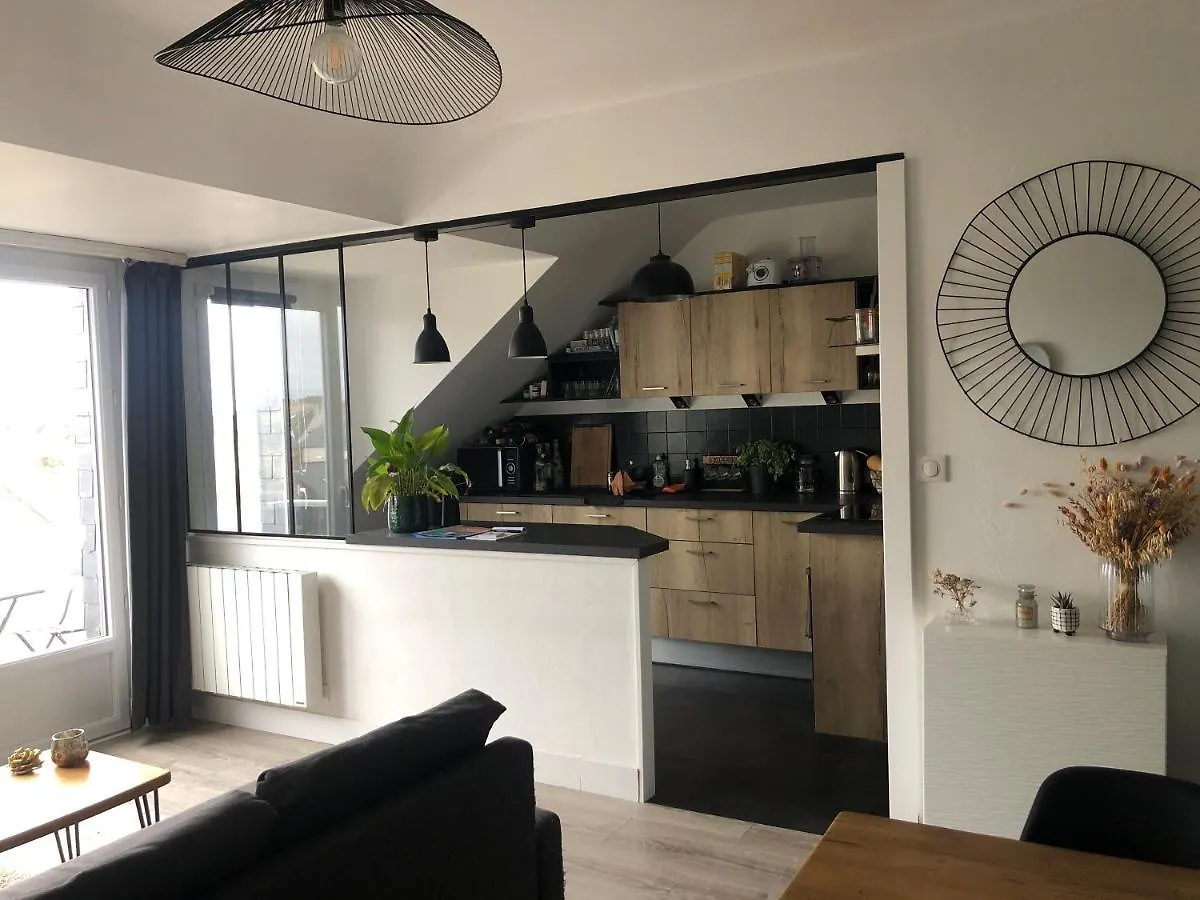 Appartement Joli T2 Avec Balcon, Calme & Vue Sur Intra Muros Saint-Malo